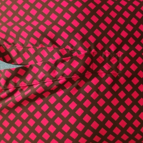 Pleione Short Sleeve Blouse with red pattern, size XS - Picture 6 of 13